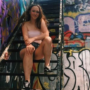 Meet your Posher, Stephanie